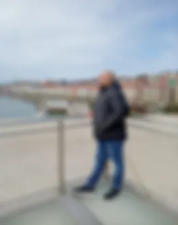 Vom Partner bereitgestelltes Porträt