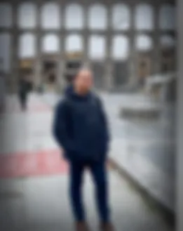 Vom Partner bereitgestelltes Porträt